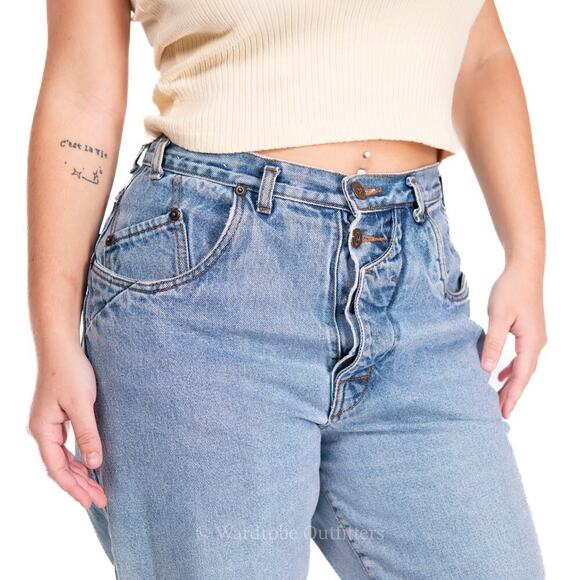 Vintage 90s Bonjour Light Wash Tapered Mom Jeans - Picture 6 of 10
